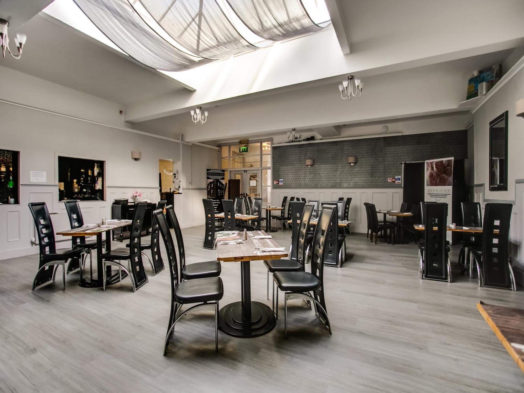 Oyo Gin House Hotel Greenock Exterior foto